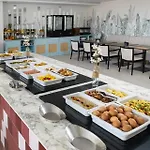 Hotel Tq Plaza