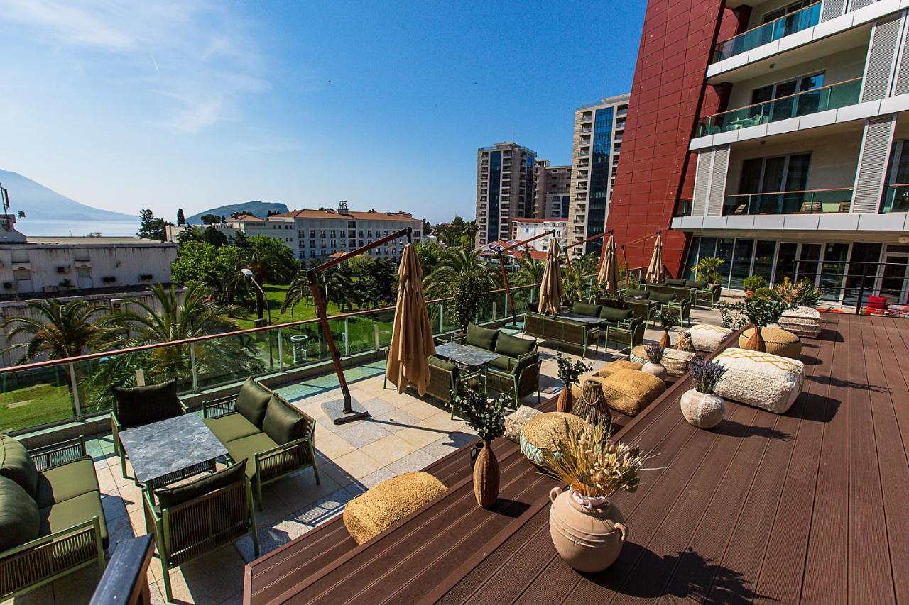 Tq Plaza 4*