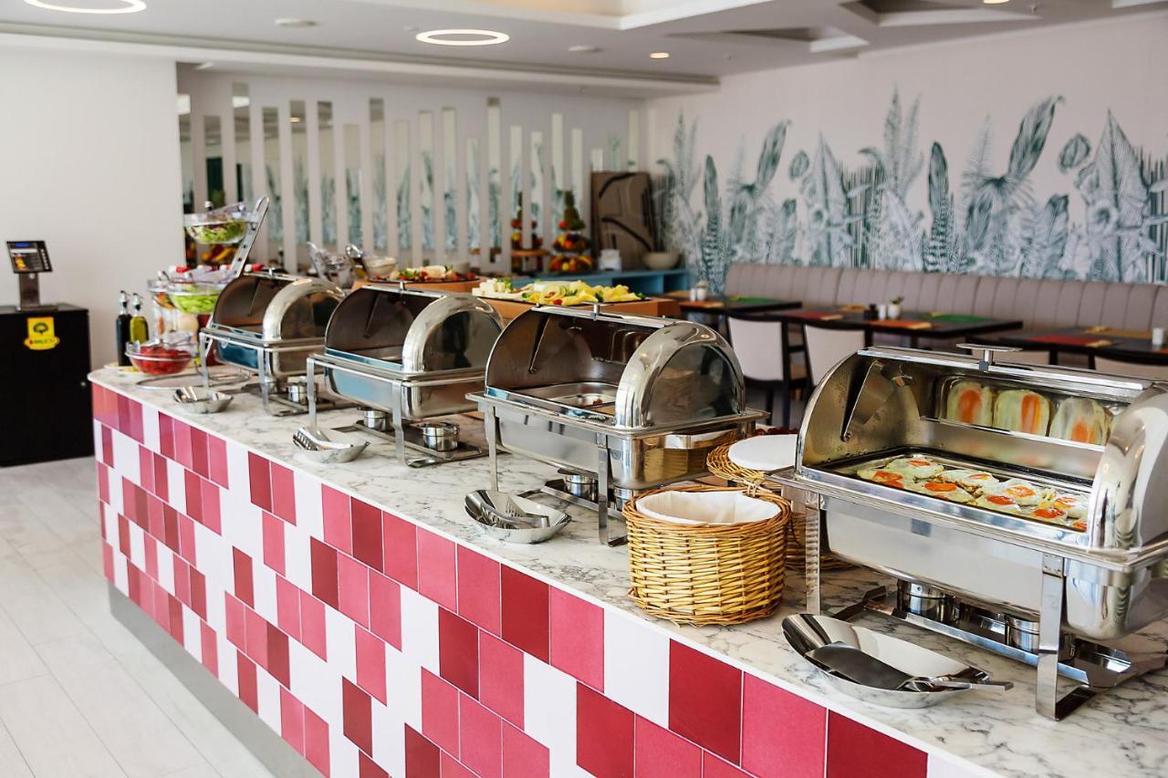 Tq Plaza Hotel