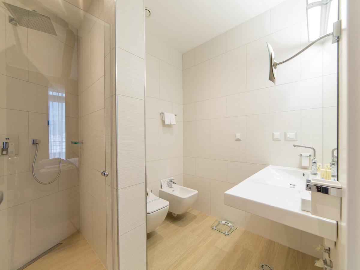 Hotel Tq Plaza 4*